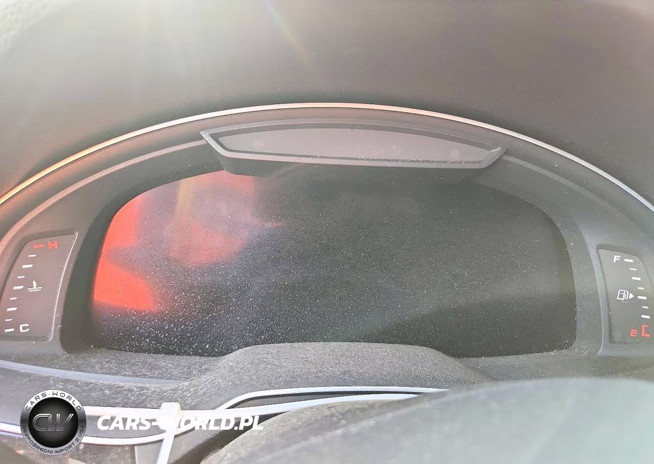 2019 Audi Q7 Premium Plus VIN:WA1LAAF70KD000817 - 9