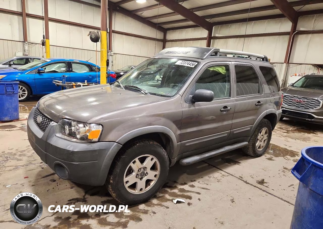 2005 Ford Escape Xlt VIN:1FMCU93155KC22647 - 1