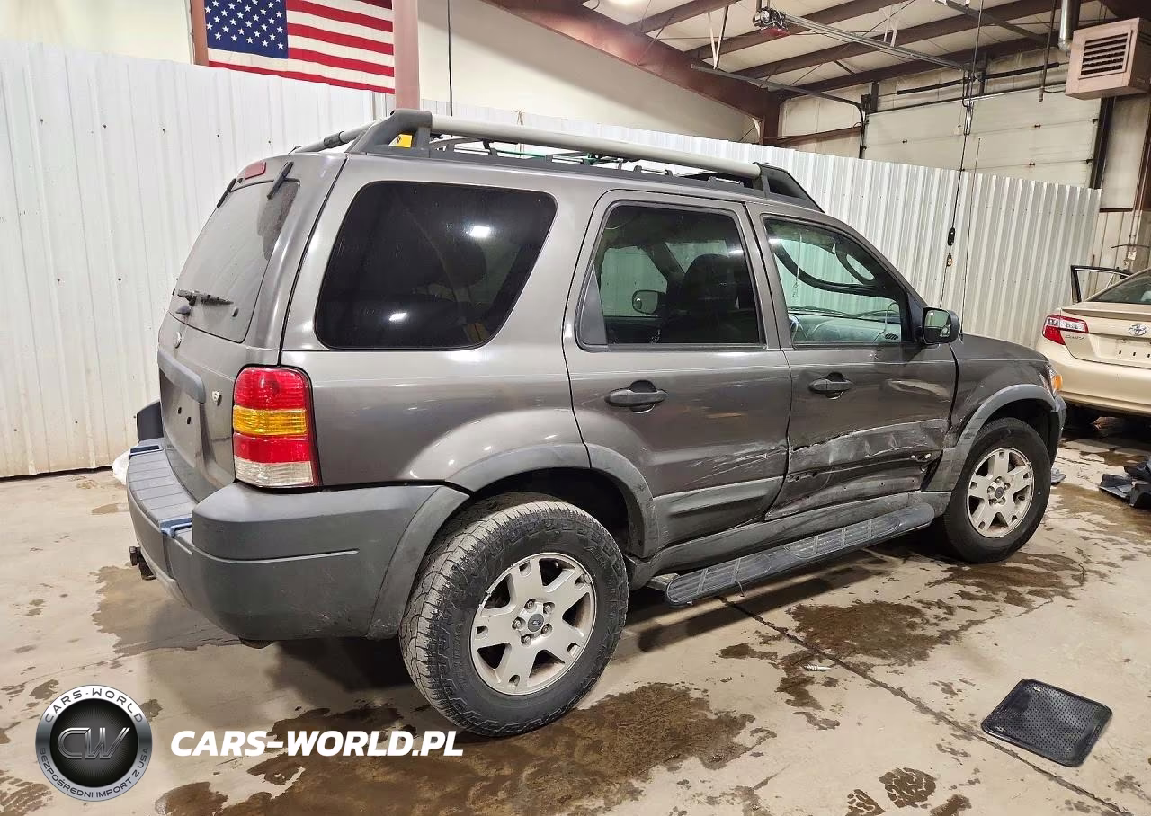 2005 Ford Escape Xlt VIN:1FMCU93155KC22647 - 3