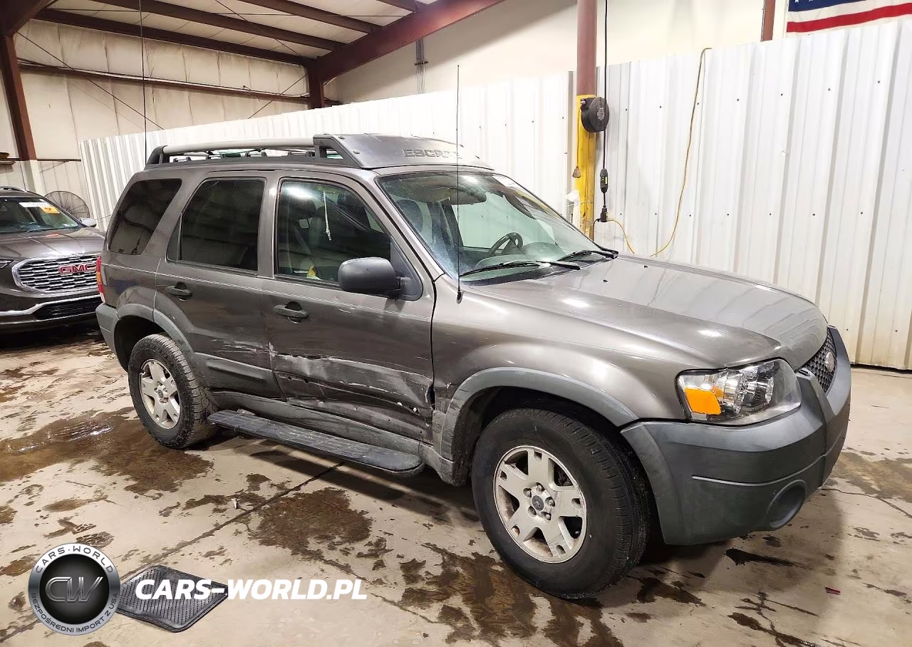 2005 Ford Escape Xlt VIN:1FMCU93155KC22647 - 4