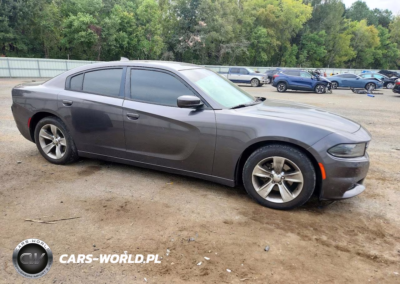 2016 Dodge Charger Sxt VIN:2C3CDXHG4GH319410 - 4