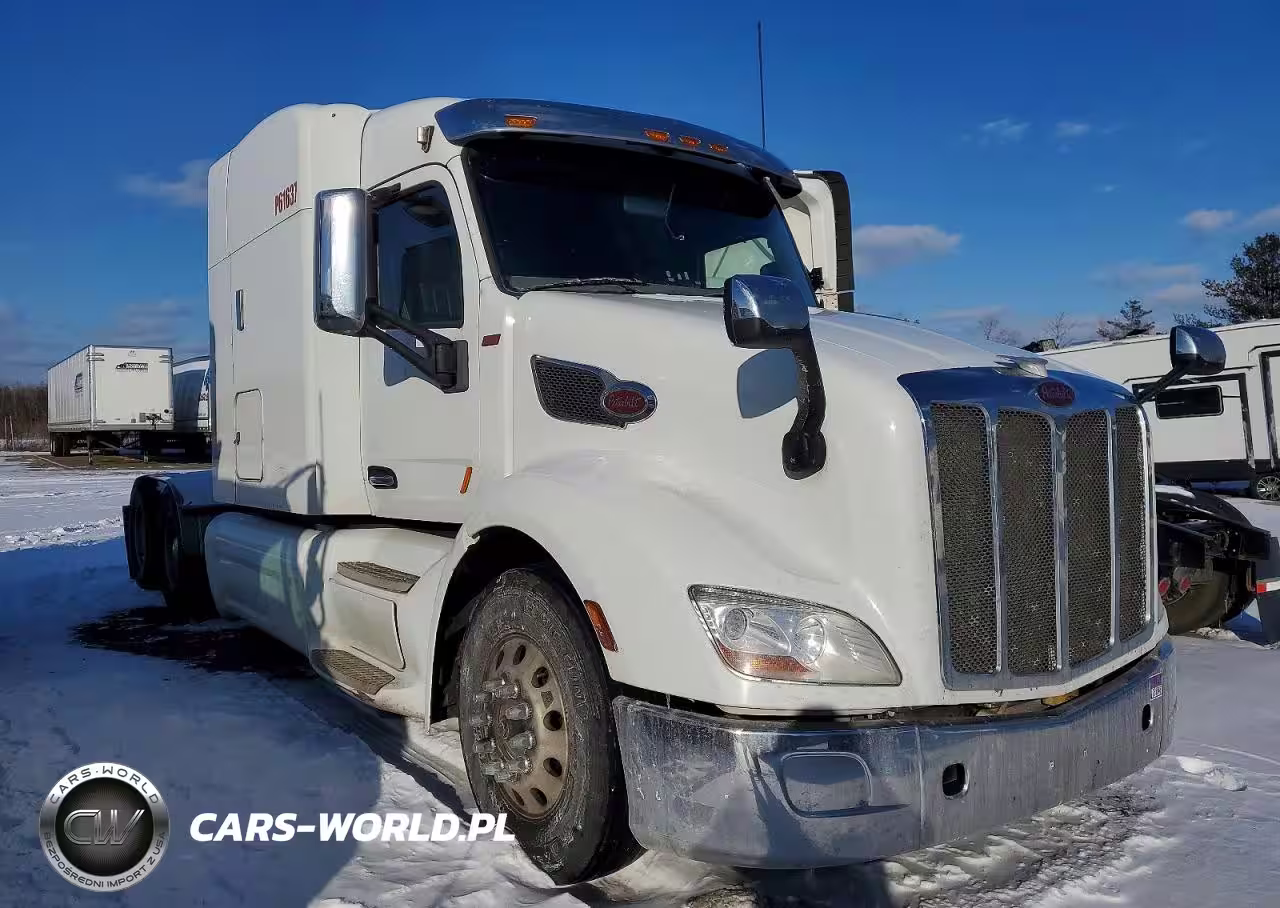 2016 Peterbilt 579 Semi Truck