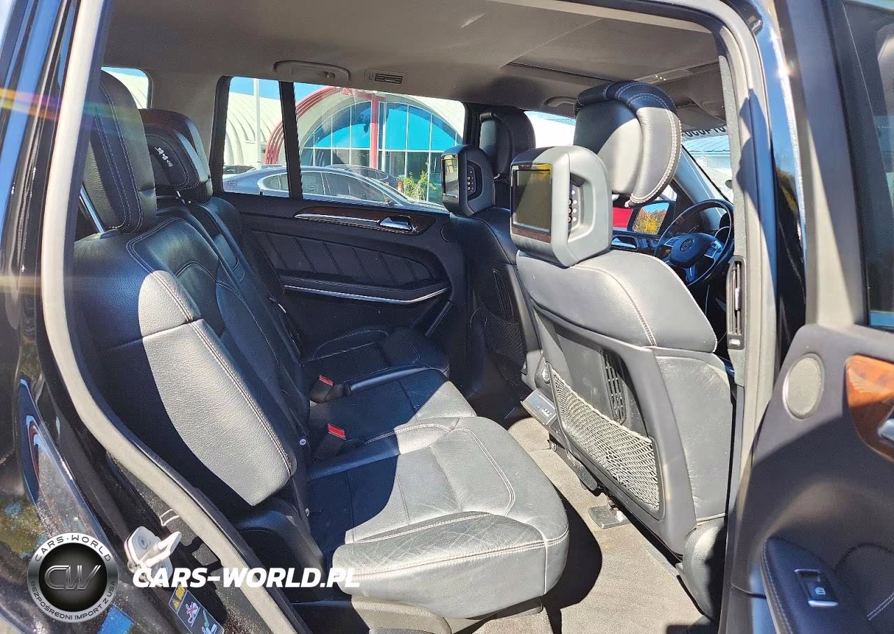 2015 Mercedes-Benz Gl 550 4Matic VIN:4JGDF7DE9FA608550 - 11