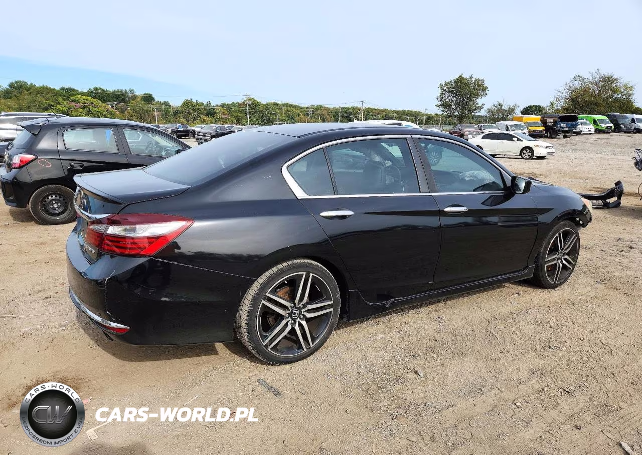2017 Honda Accord Sport VIN:1HGCR2F59HA080584 - 3