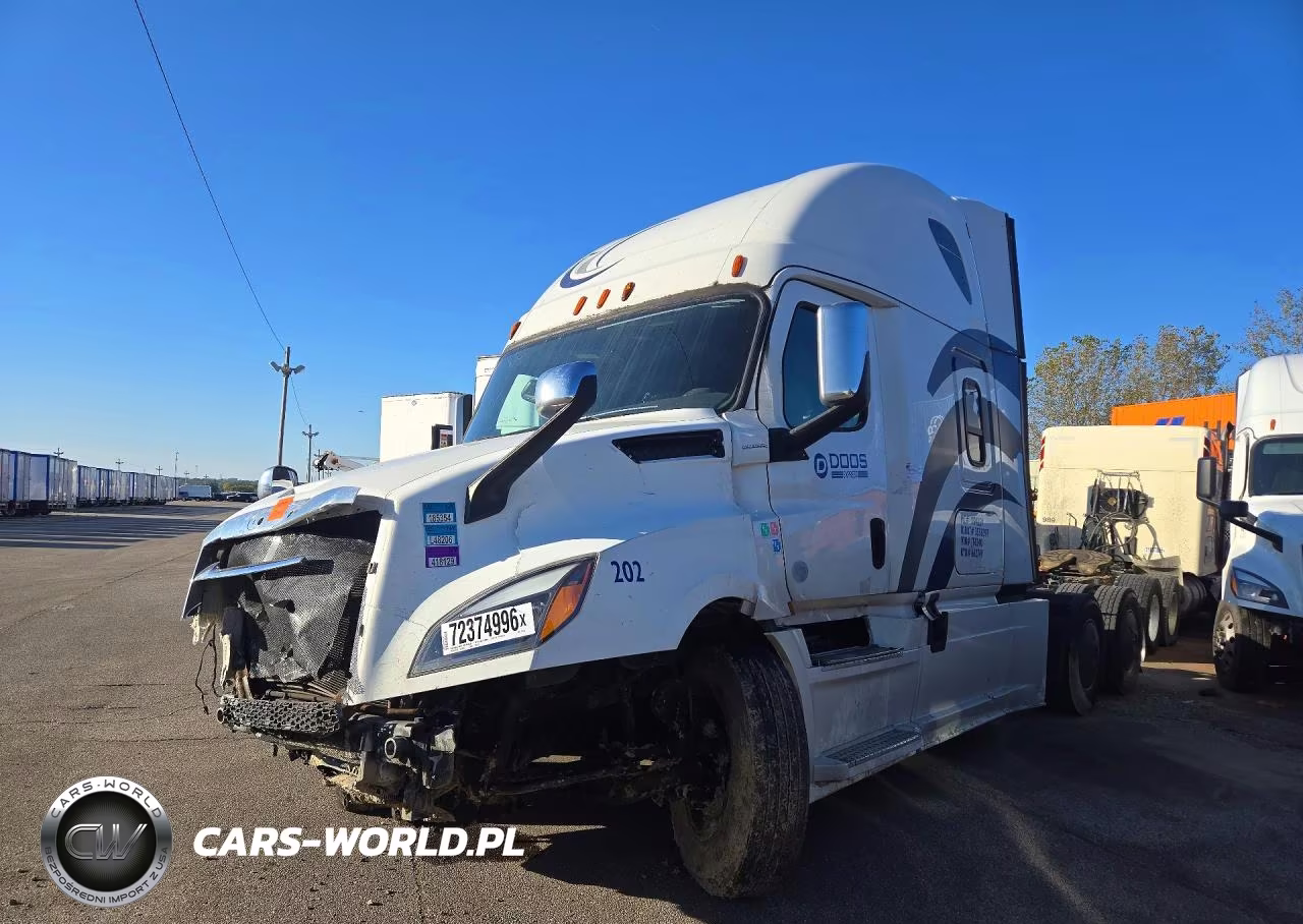 2018 Freightliner Cascadia 126 VIN:3AKJHHDR5JSJT6240 - 1