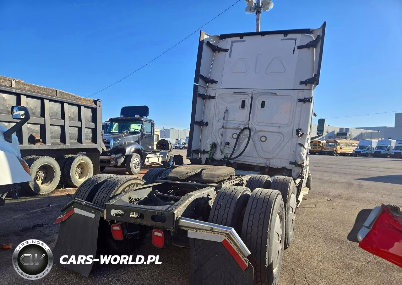 2018 Freightliner Cascadia 126 VIN:3AKJHHDR5JSJT6240 - 6