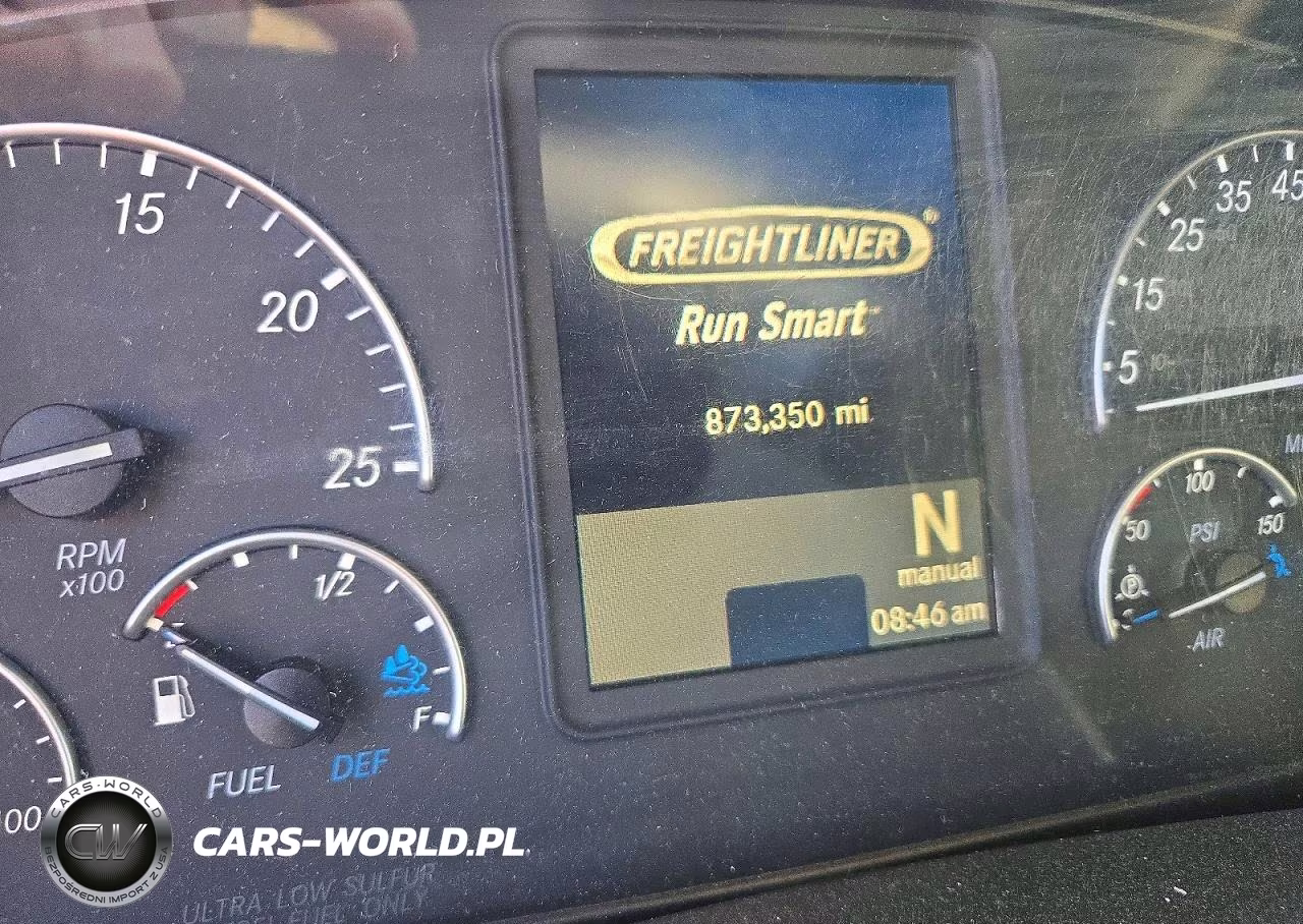 2018 Freightliner Cascadia 126 VIN:3AKJHHDR5JSJT6240 - 9