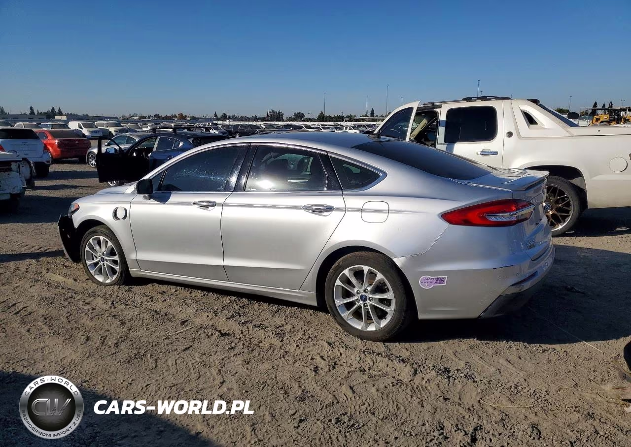 2019 Ford Fusion Titanium VIN:3FA6P0SU8KR104055 - 2