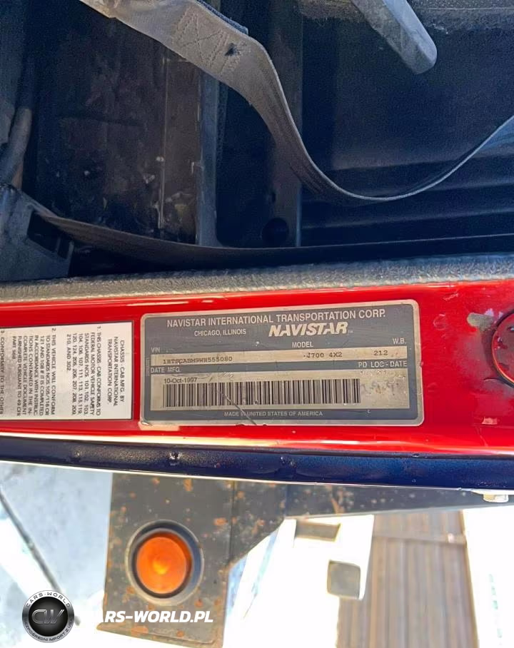 1998 International 4700 VIN:1HTSCABM9WH555080 - 10