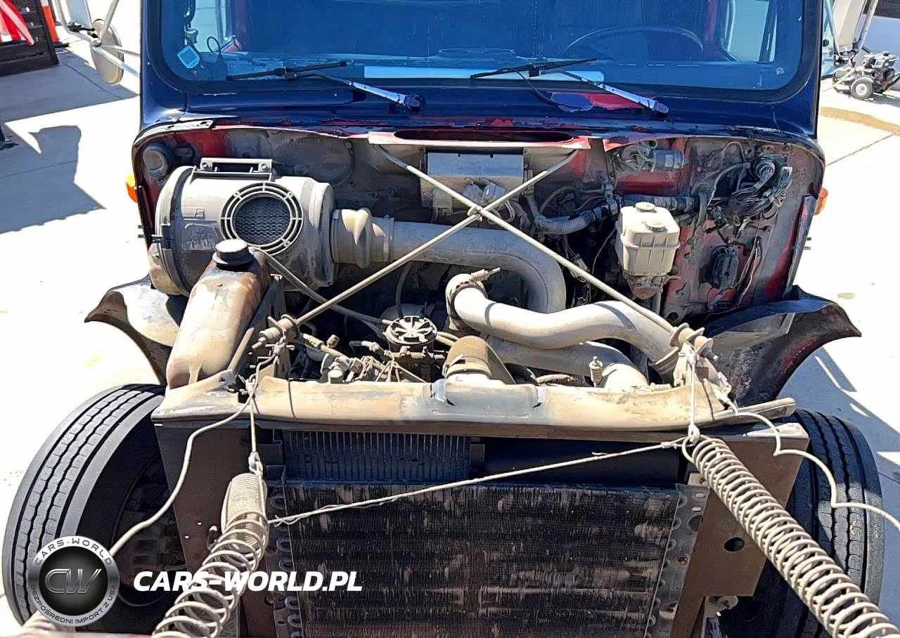 1998 International 4700 VIN:1HTSCABM9WH555080 - 7