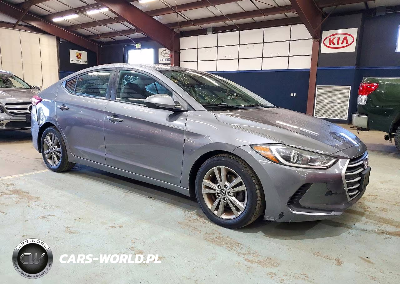 2018 Hyundai Elantra Sel VIN:5NPD84LF7JH306585 - 4