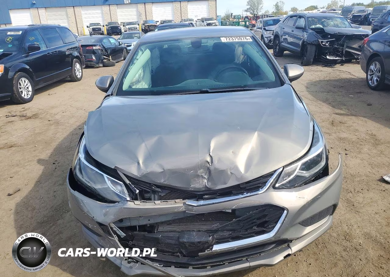 2017 Chevrolet Cruze Lt VIN:1G1BE5SM6H7151900 - 5