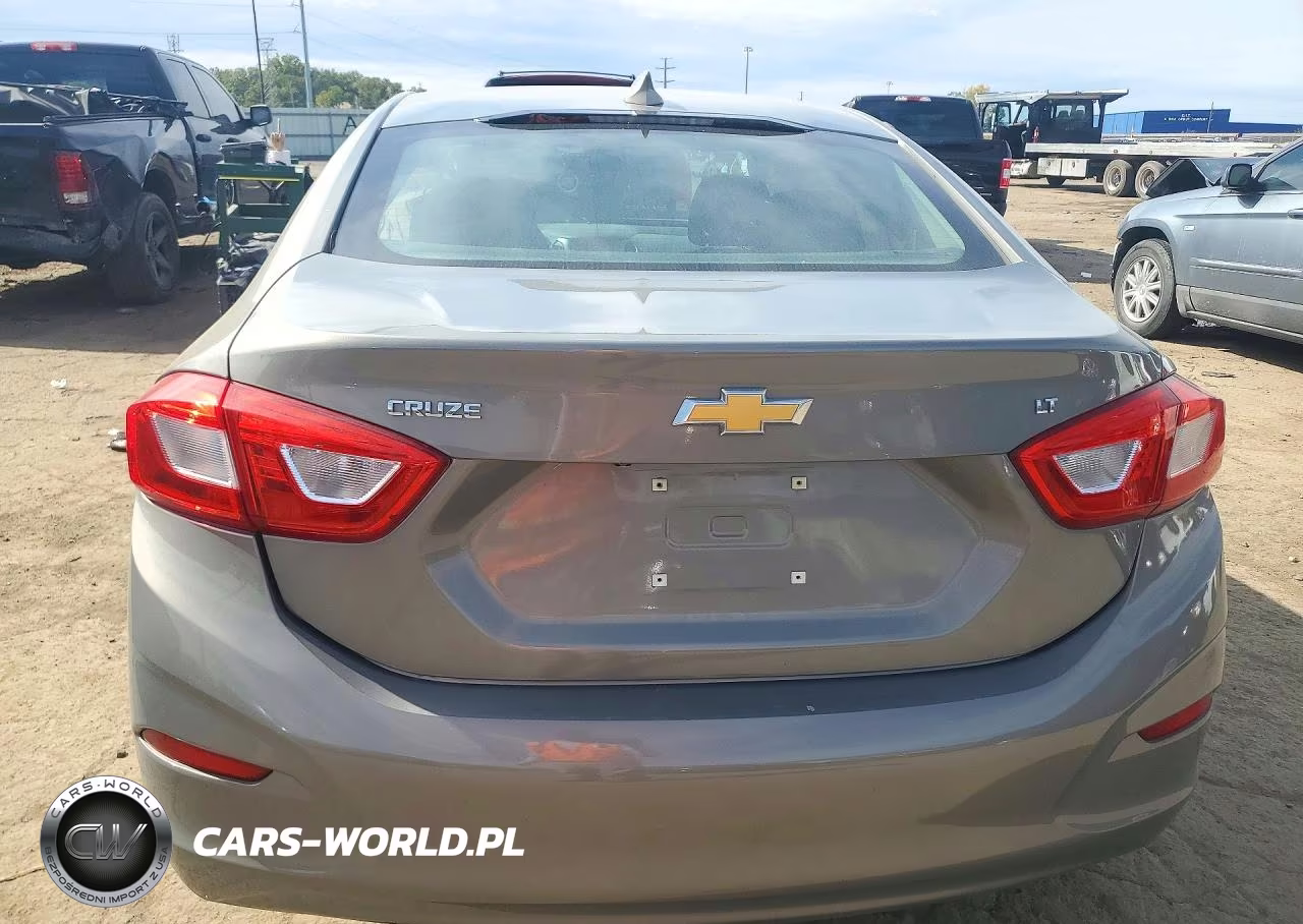 2017 Chevrolet Cruze Lt VIN:1G1BE5SM6H7151900 - 6