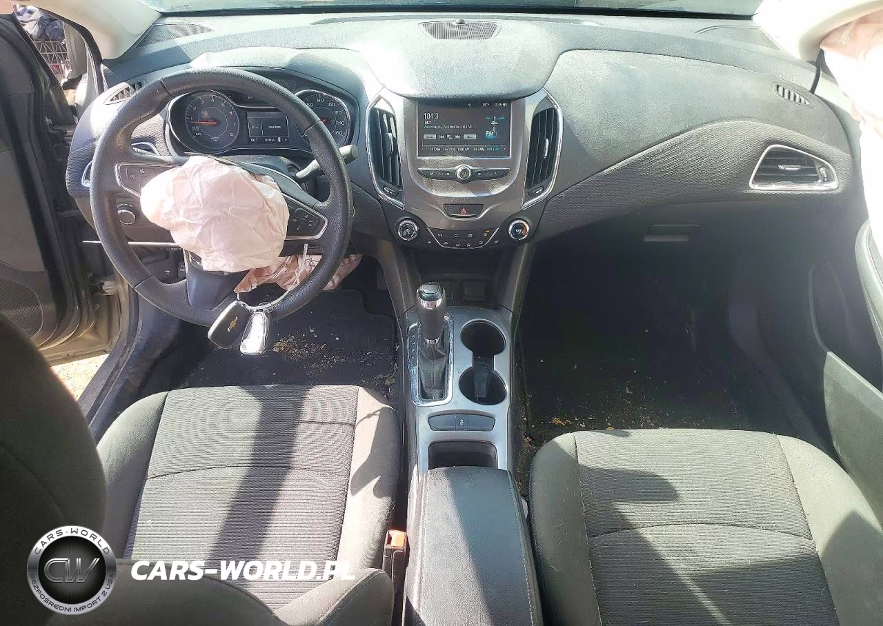 2017 Chevrolet Cruze Lt VIN:1G1BE5SM6H7151900 - 8