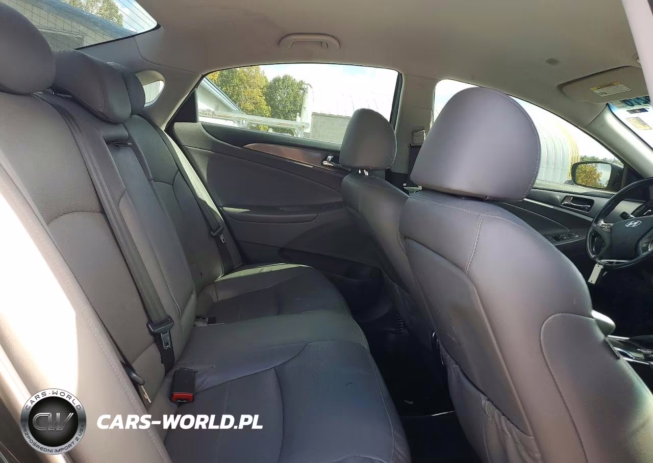 2013 Hyundai Sonata Hybrid VIN:KMHEC4A43DA101826 - 10