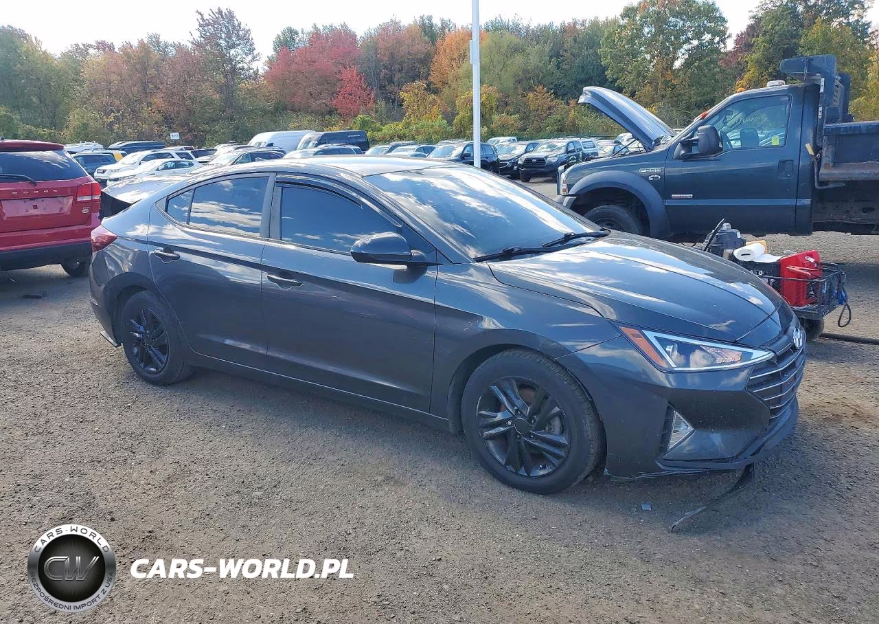 2020 Hyundai Elantra Sel VIN:5NPD84LFXLH622338 - 4