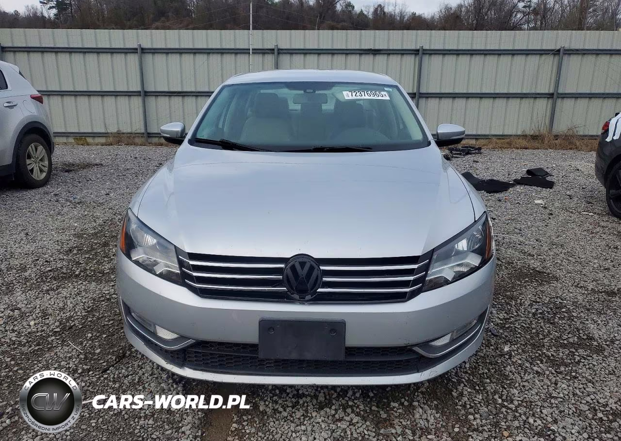 2015 Volkswagen Passat S VIN:1VWAT7A33FC087779 - 5