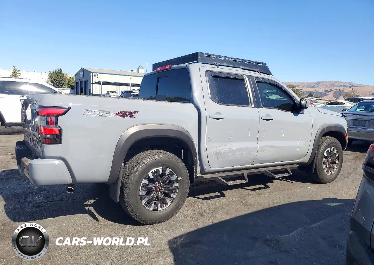 2023 Nissan Frontier Pro-4X VIN:1N6ED1EK4PN624470 - 3