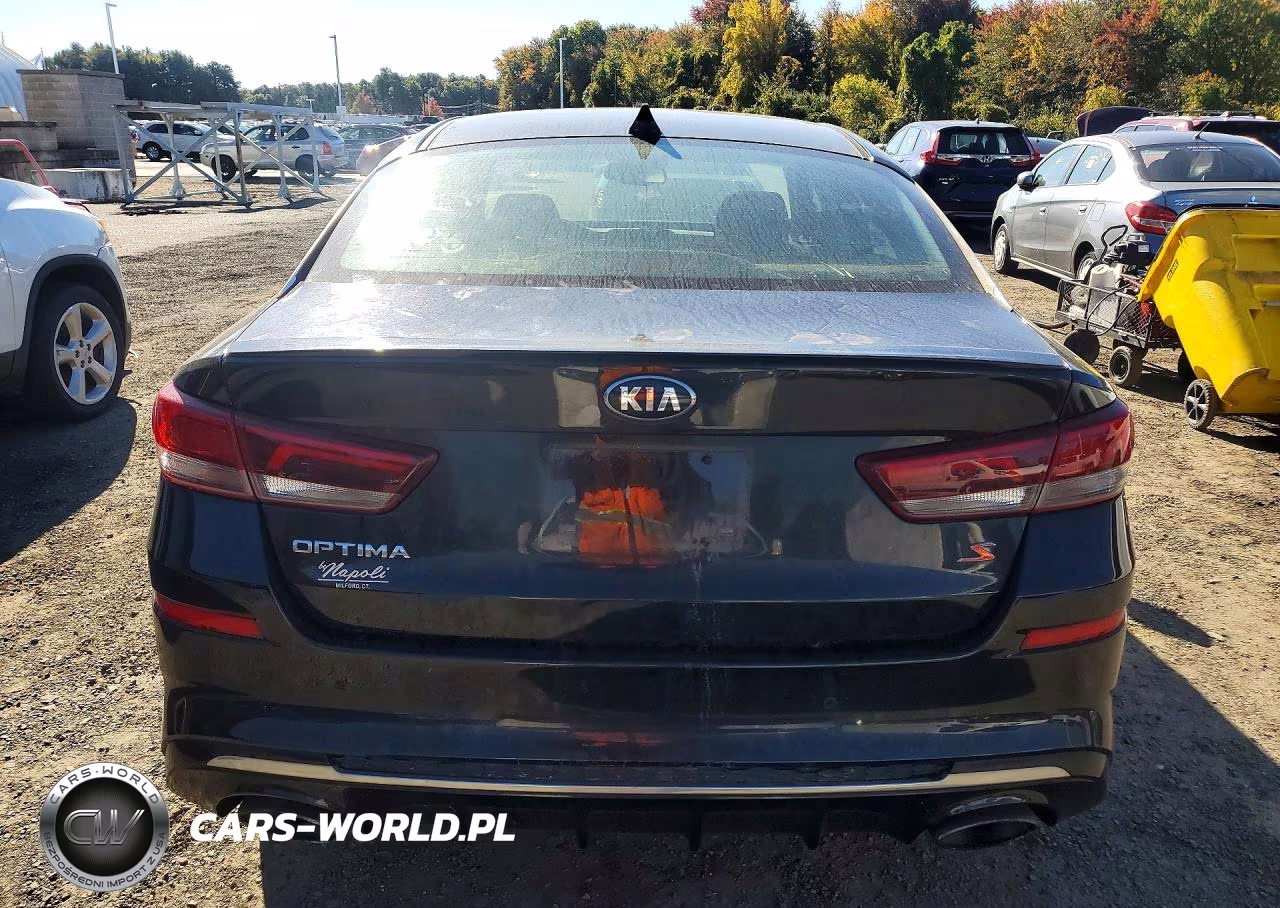 2019 Kia Optima S VIN:5XXGT4L3XKG333441 - 6