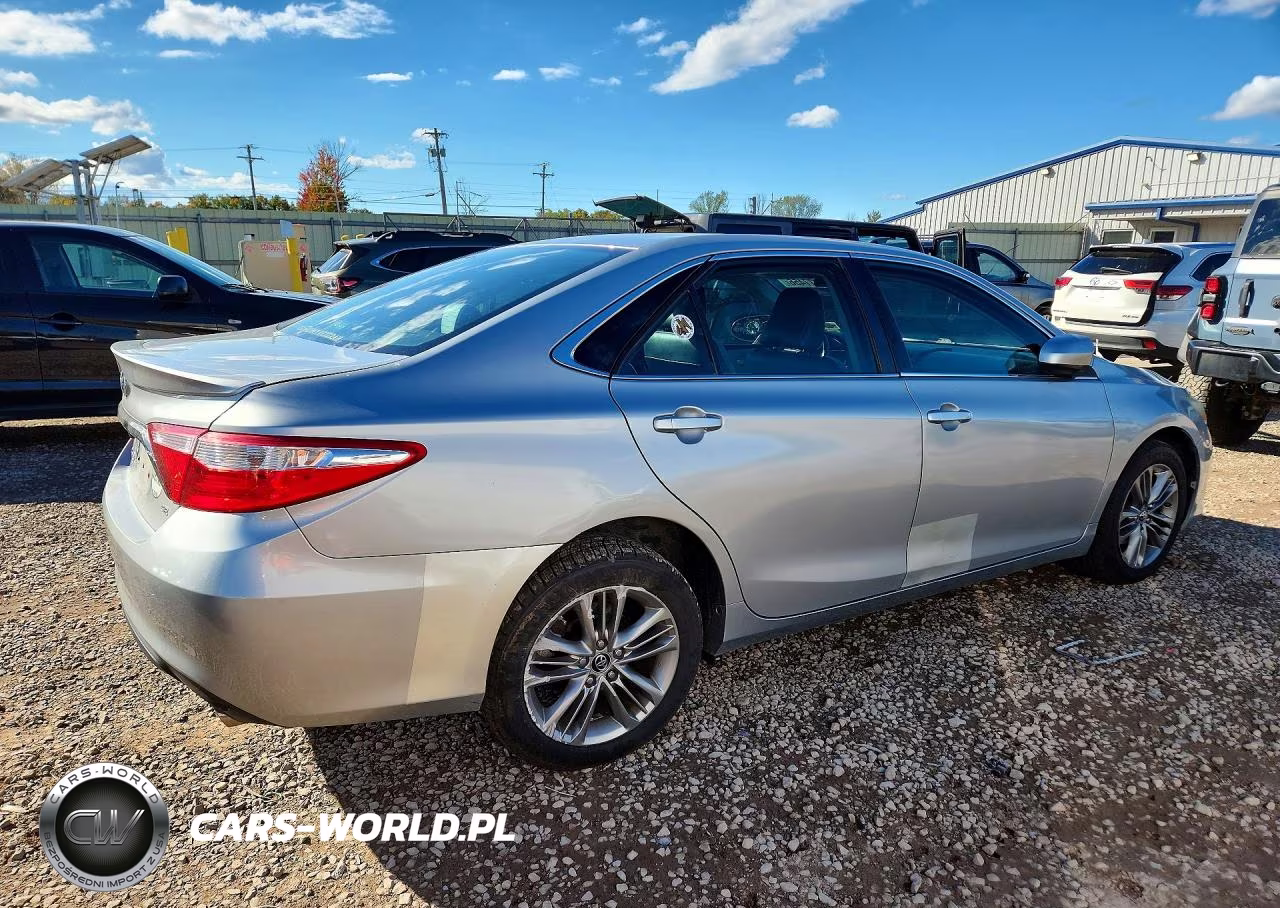 2017 Toyota Camry Se VIN:4T1BF1FK0HU272957 - 3