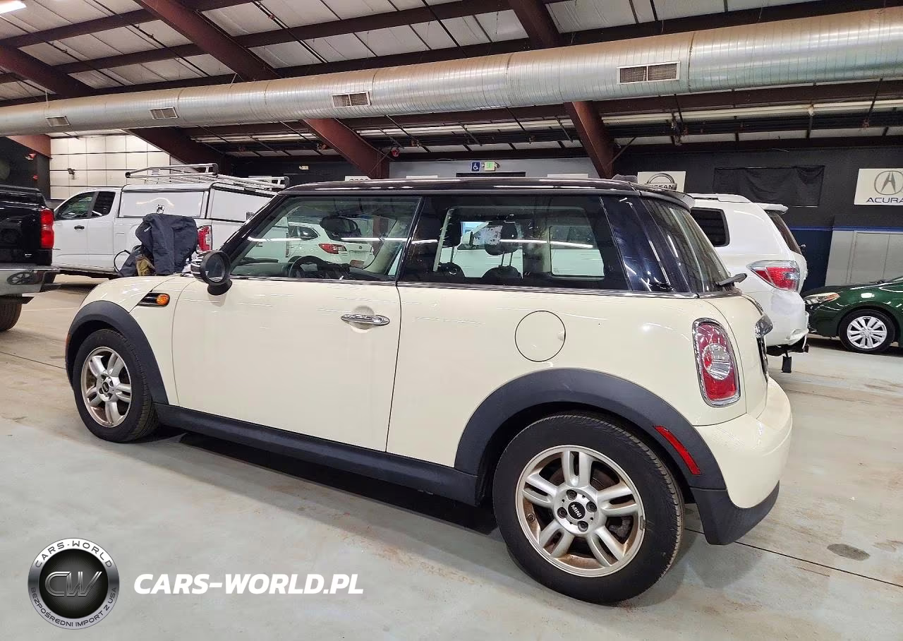 2012 Mini Cooper VIN:WMWSU3C5XCT541417 - 2