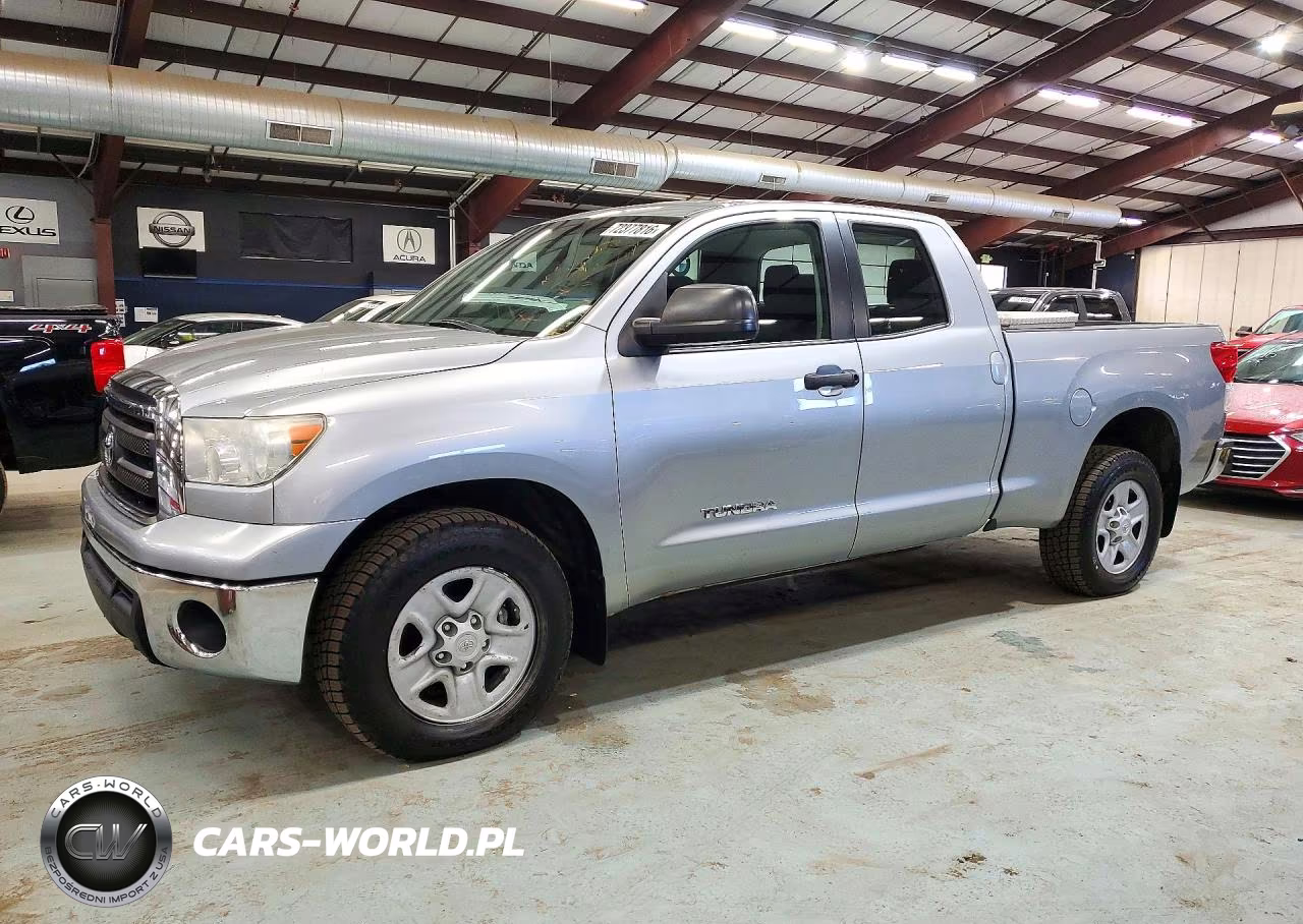 2013 Toyota Tundra Double Cab Sr5