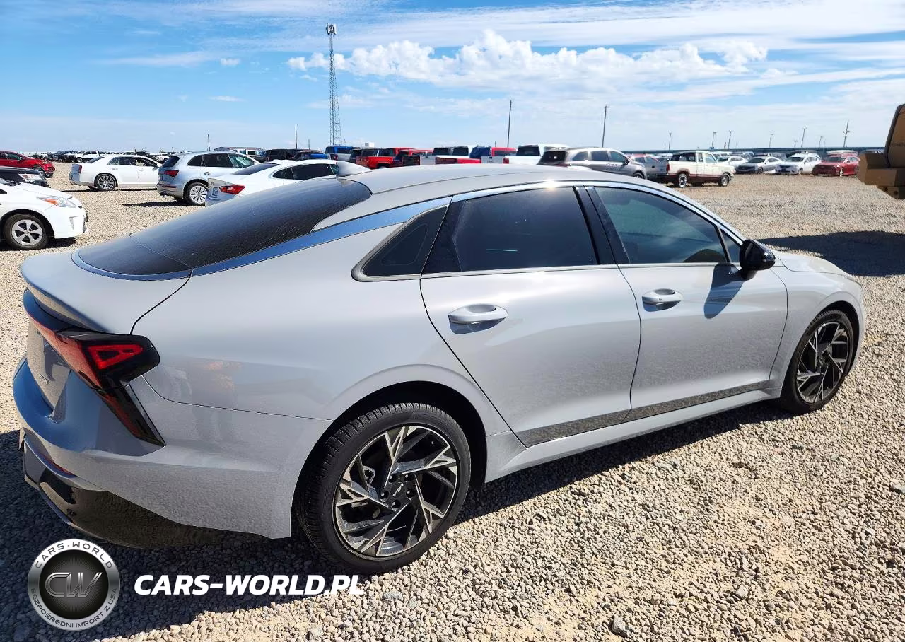 2026 Kia K5 Gt Line VIN:KNAG64J74T5460623 - 3