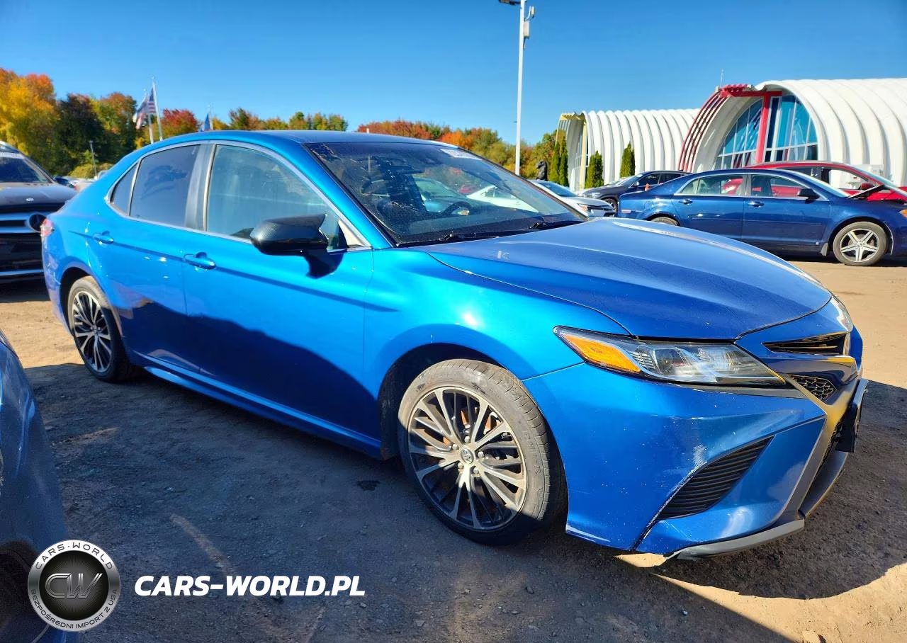 2019 Toyota Camry Se VIN:4T1B11HK1KU204900 - 4