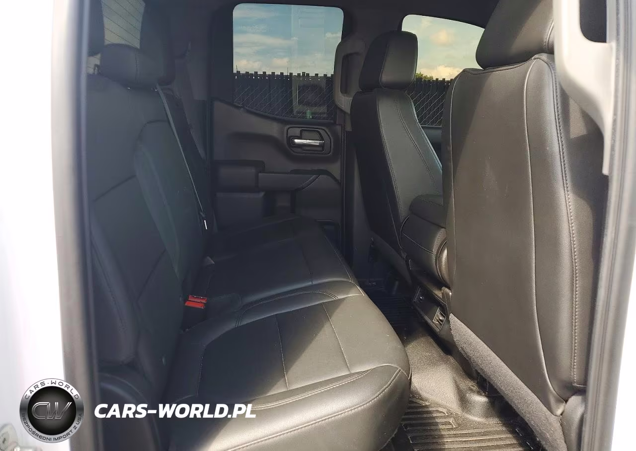 2020 Chevrolet Silverado K1500 VIN:1GCRYAEH3LZ131976 - 11