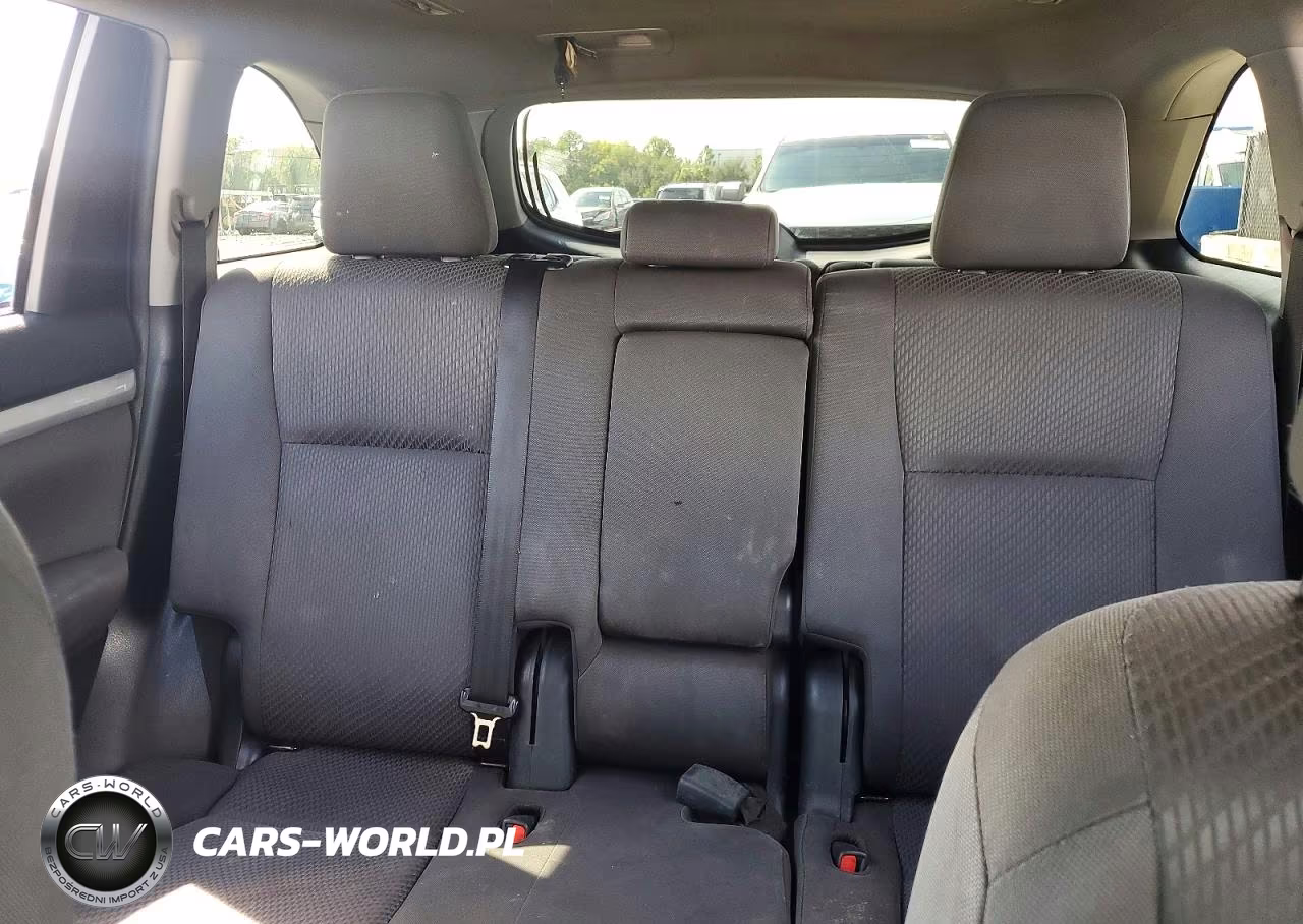 2019 Toyota Highlander Le VIN:5TDZARFH7KS055020 - 10