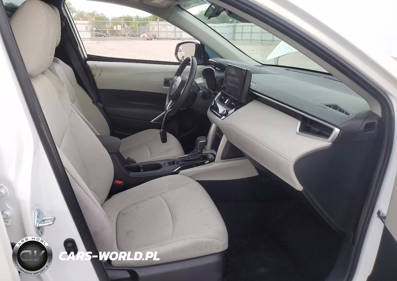 2023 Toyota Corolla Cross Le VIN:7MUBAAAG1PV067484 - 7
