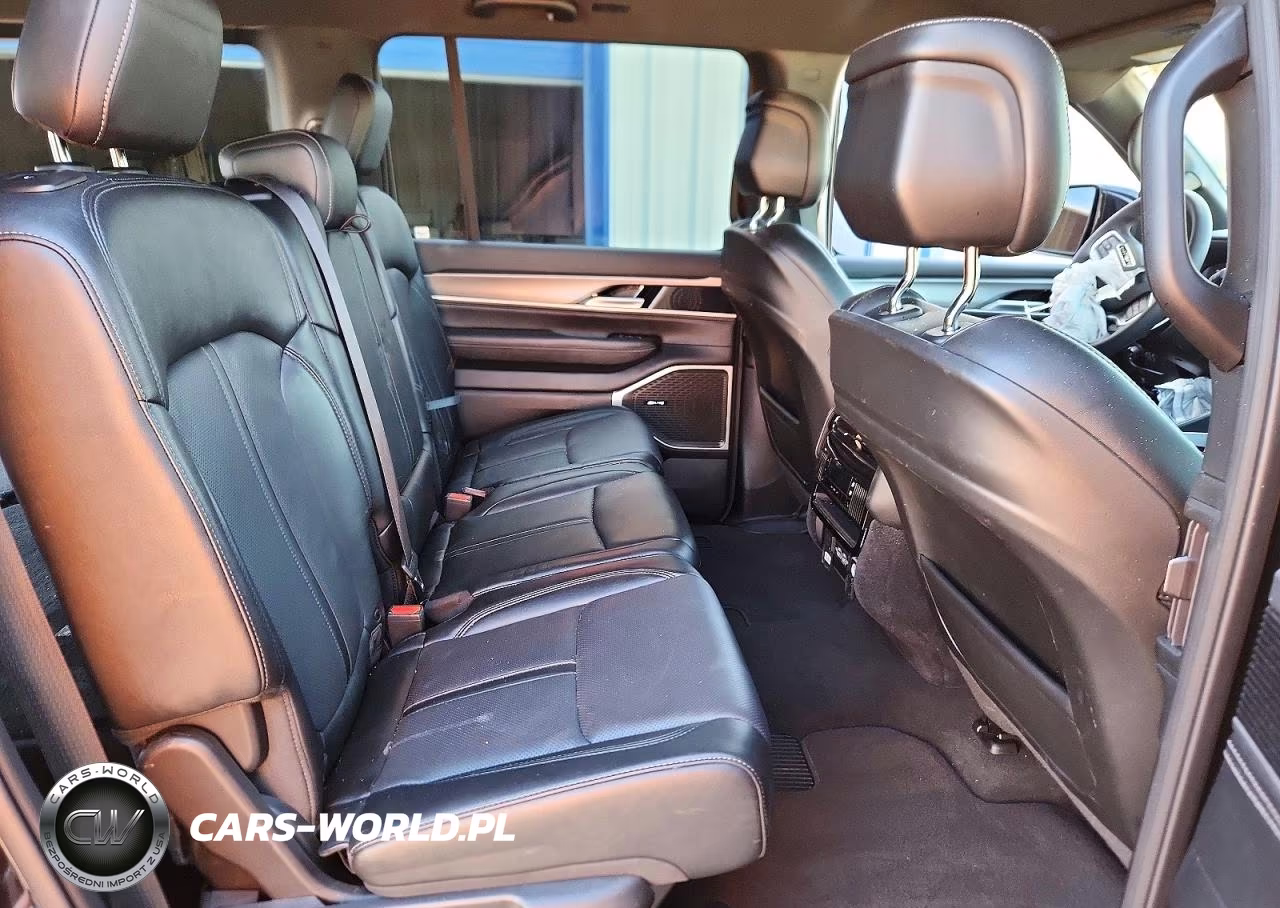2025 Jeep Wagoneer Series Ii VIN:1C4SJVBP0SS526729 - 11