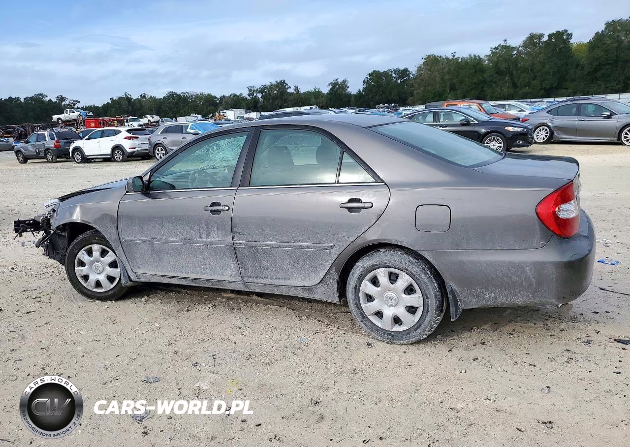 2003 Toyota Camry Le VIN:4T1BE32K33U767215 - 2
