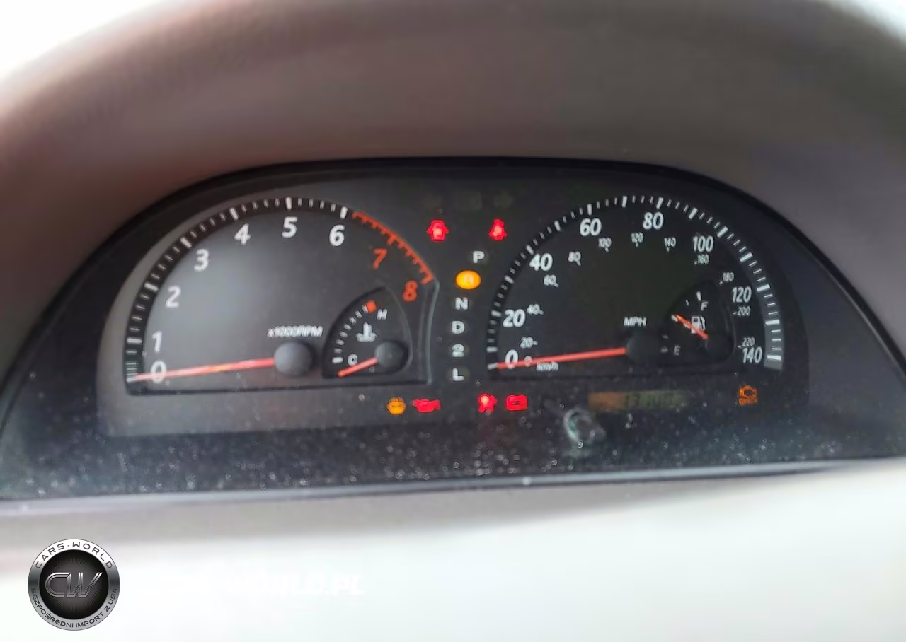 2003 Toyota Camry Le VIN:4T1BE32K33U767215 - 9