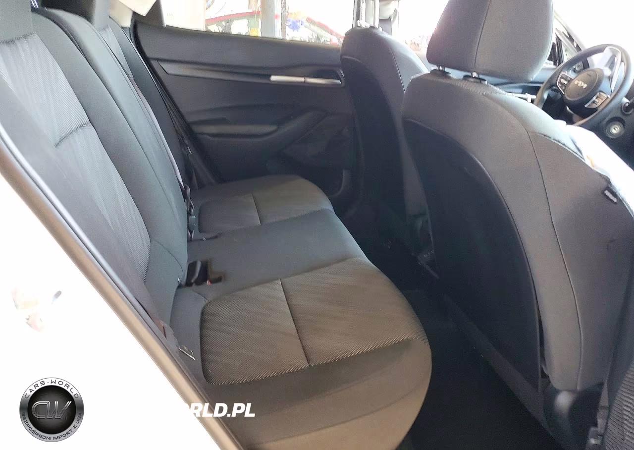 2026 Kia Seltos Lx VIN:KNDEPCAA4T7891416 - 10
