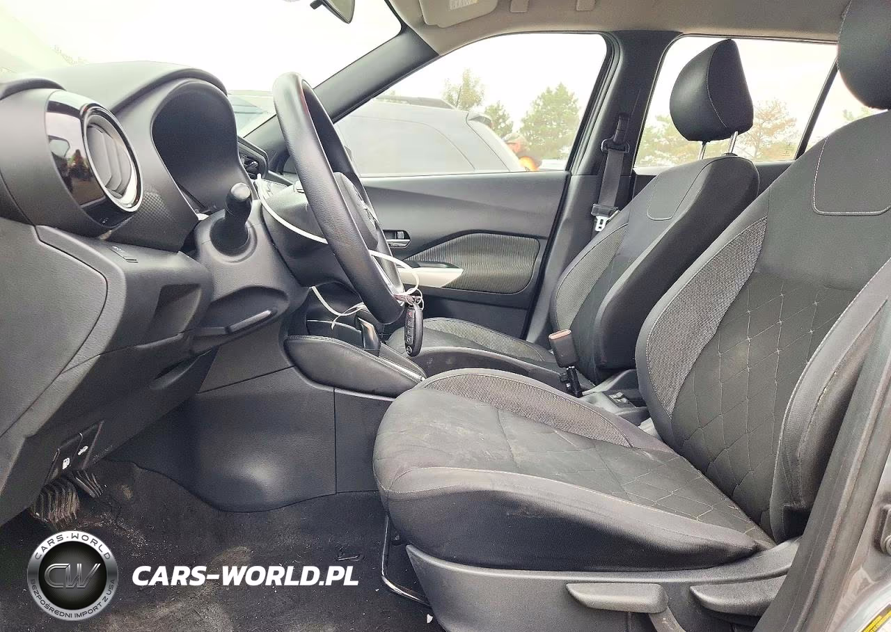 2019 Nissan Kicks Sv VIN:3N1CP5CU9KL529153 - 7