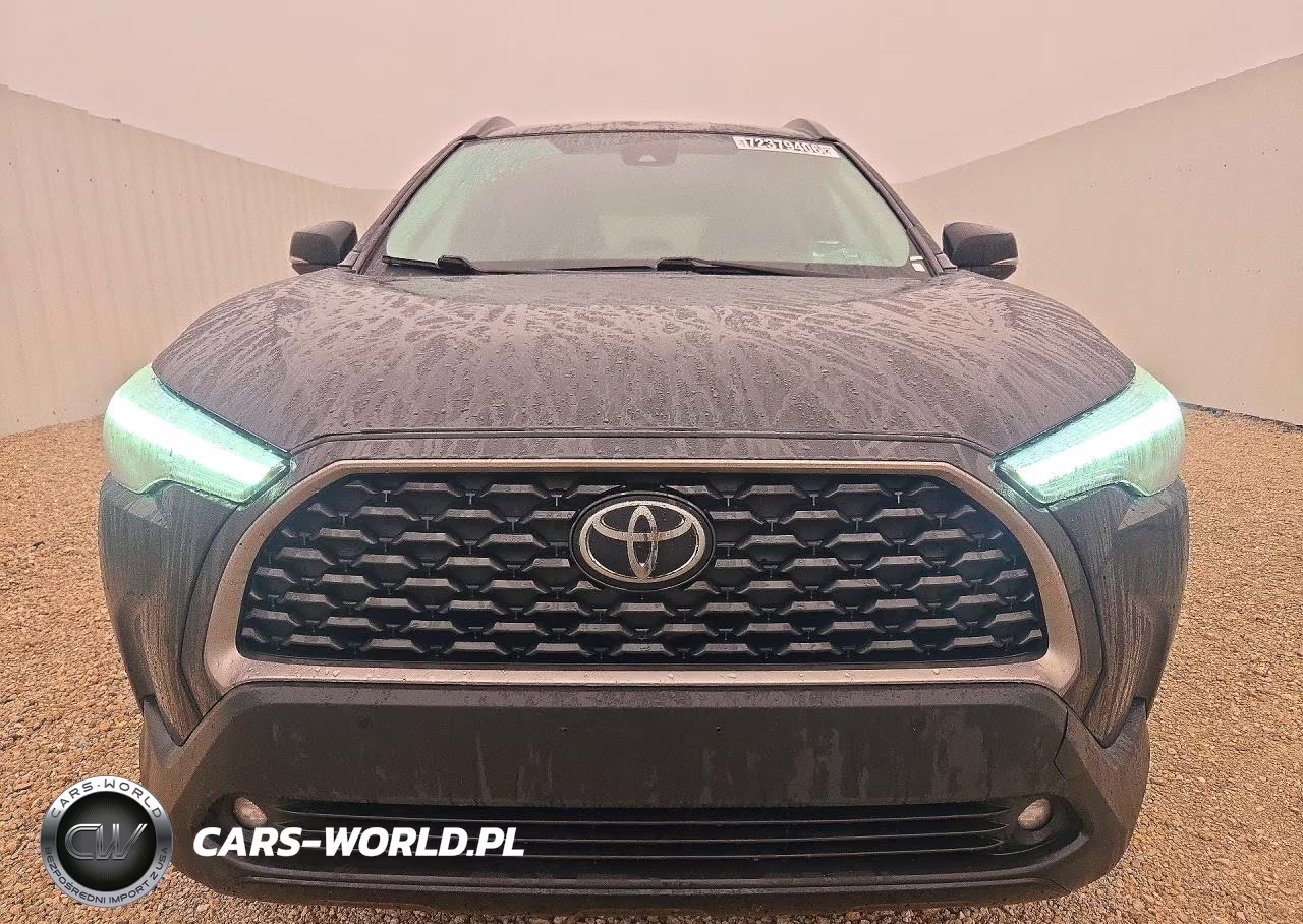 2022 Toyota Corolla Cross Xle VIN:7MUEAABG3NV037234 - 5