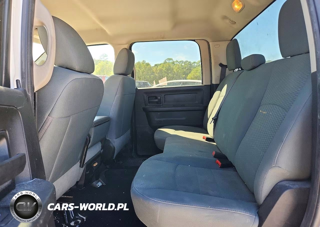 2019 Ram 1500 Classic Tradesman VIN:3C6RR7KT9KG712414 - 10