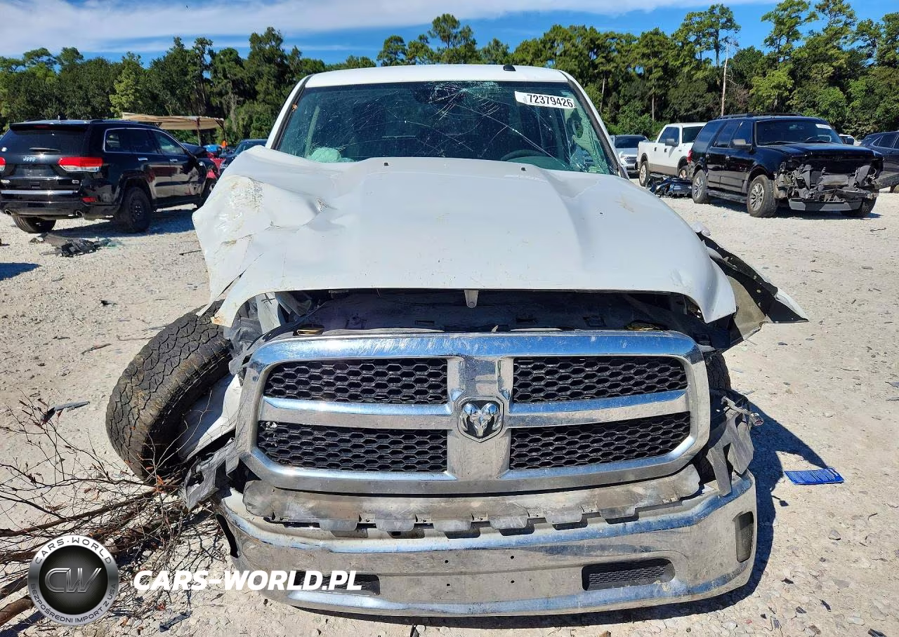 2019 Ram 1500 Classic Tradesman VIN:3C6RR7KT9KG712414 - 5