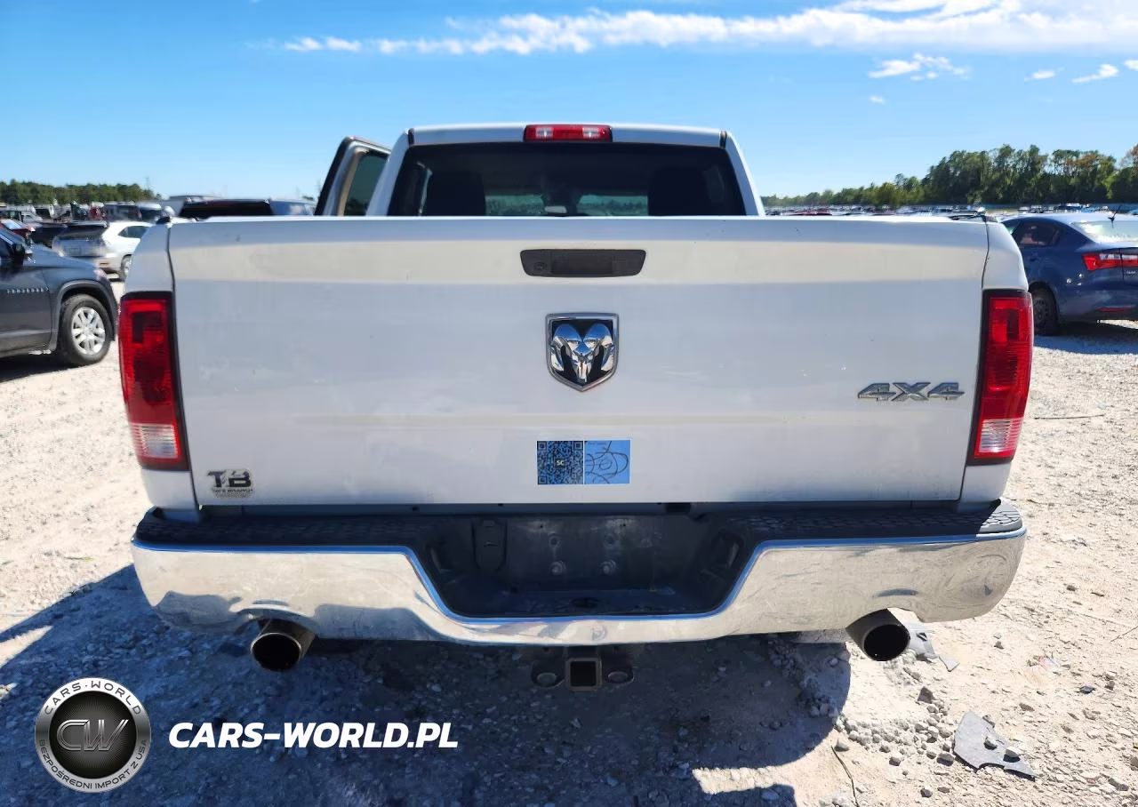 2019 Ram 1500 Classic Tradesman VIN:3C6RR7KT9KG712414 - 6