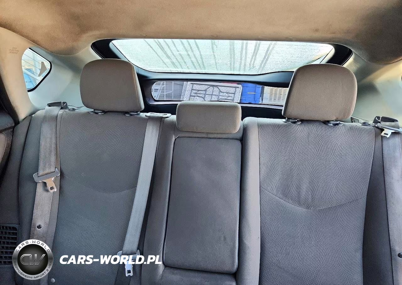 2015 Toyota Prius Two VIN:JTDKN3DUXF1897789 - 10