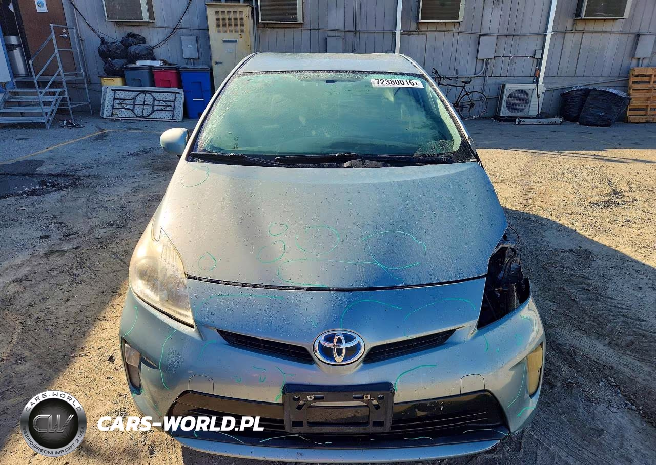 2015 Toyota Prius Two VIN:JTDKN3DUXF1897789 - 5