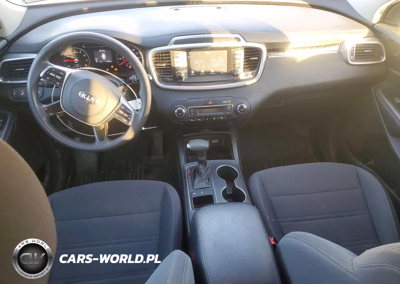 2019 Kia Sorento Lx V6 VIN:5XYPGDA50KG441796 - 8