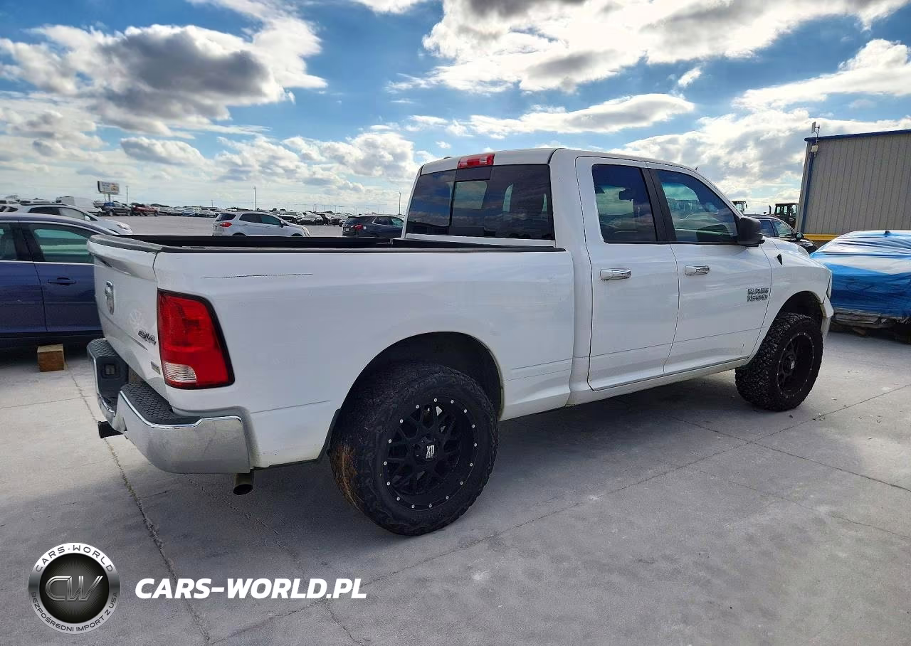 2015 Ram 1500 Slt VIN:1C6RR7GG1FS635614 - 3