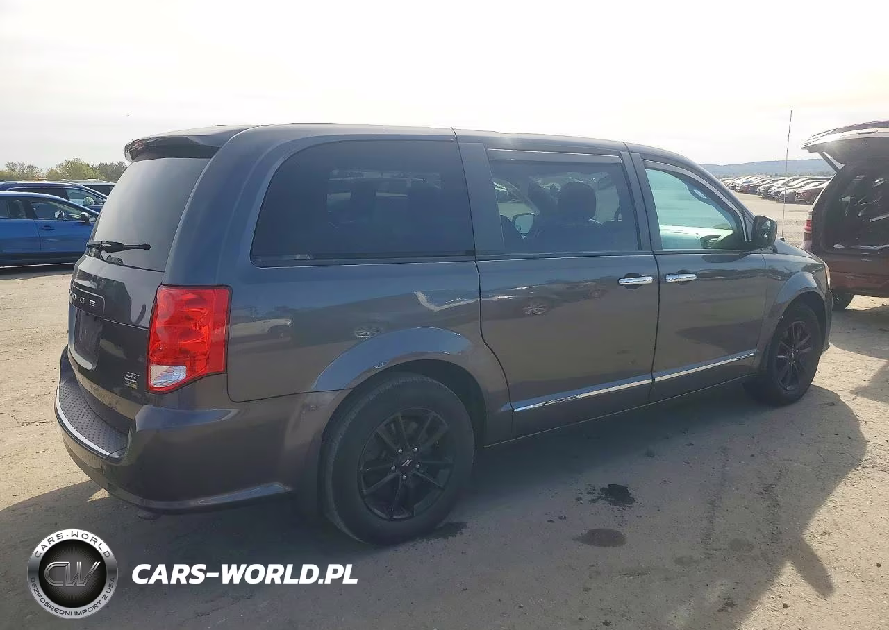 2019 Dodge Grand Caravan Gt VIN:2C4RDGEG8KR711688 - 3