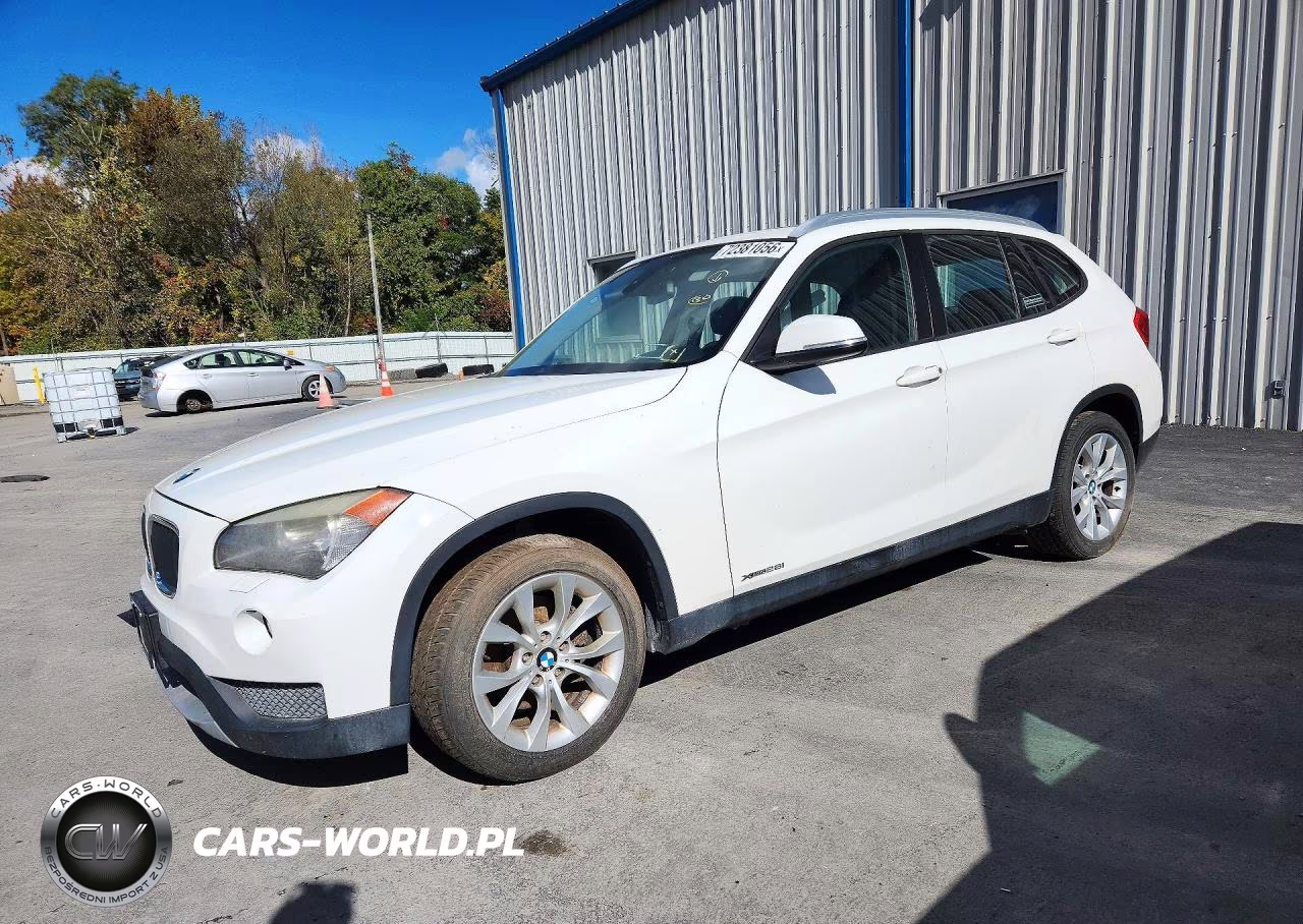 2014 BMW X1 xDrive28I VIN:WBAVL1C58EVY13524 - 1