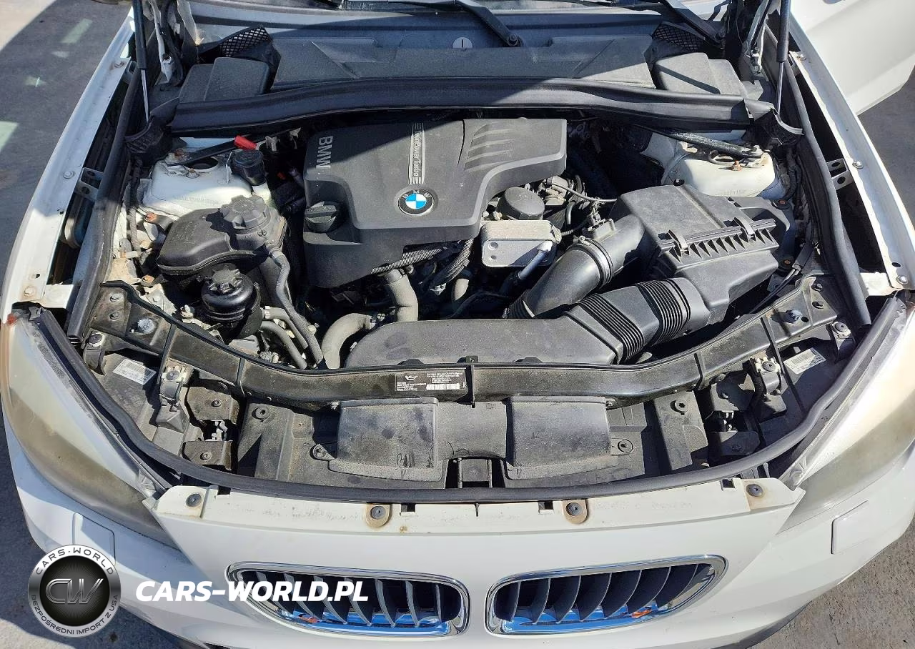 2014 BMW X1 xDrive28I VIN:WBAVL1C58EVY13524 - 12