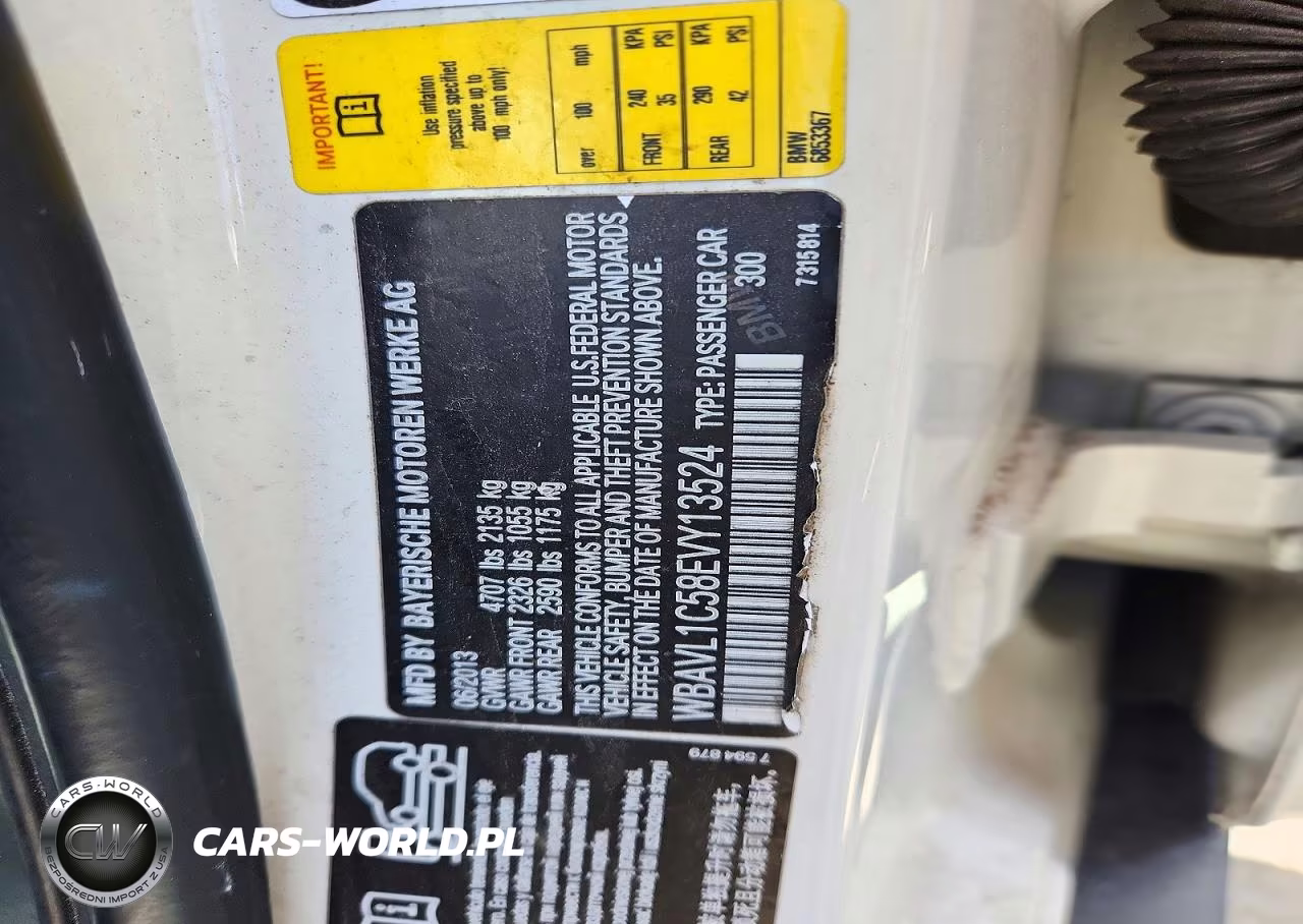 2014 BMW X1 xDrive28I VIN:WBAVL1C58EVY13524 - 13
