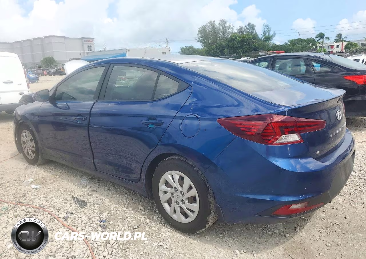 2019 Hyundai Elantra Se VIN:5NPD74LF2KH492203 - 2
