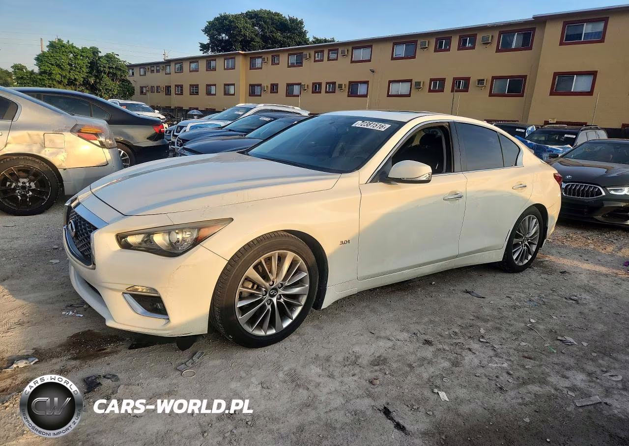 2018 Infiniti Q50 3.0T Luxe